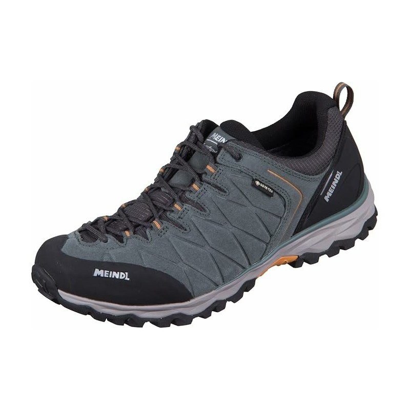 Trekkingschuhe 9
