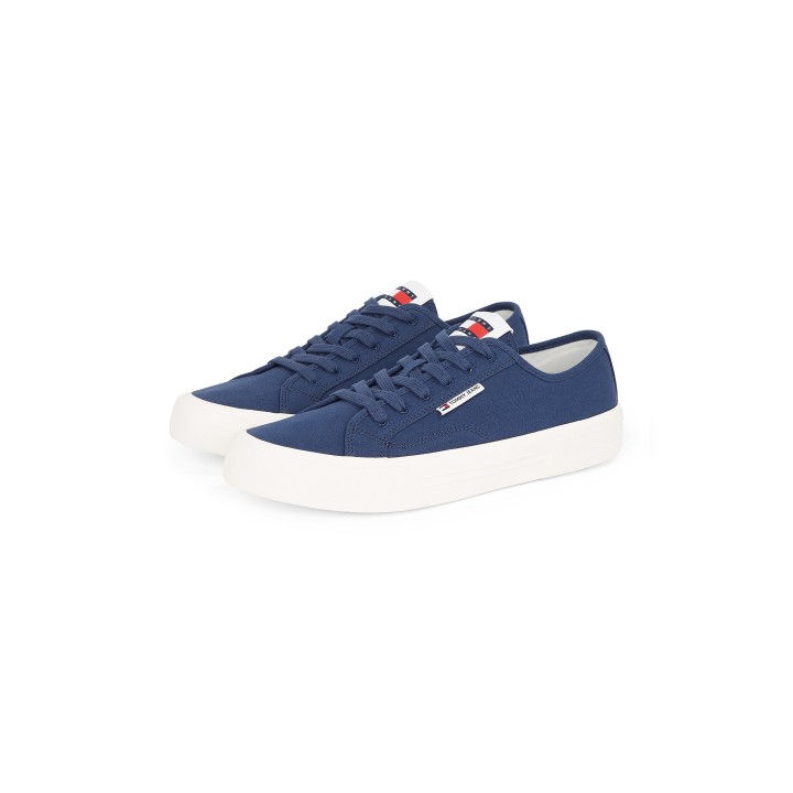 Tommy Jeans Plateausneaker »TJM LACE UP CANVAS COLOR«, Freizeitschuh, Halbschuh, Schnürschuh mit Logo-Aufnäher an der Zunge