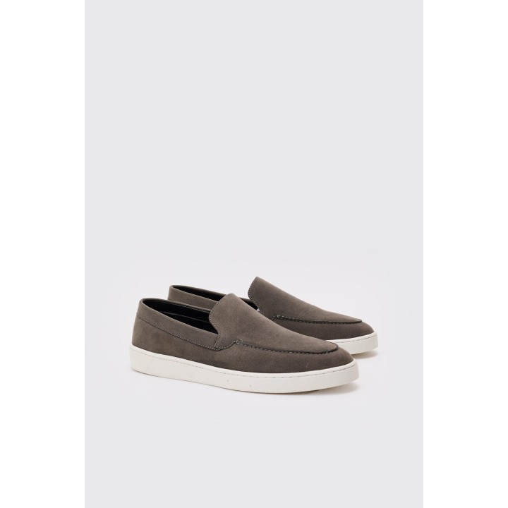 Graue Slip-On Loafer aus Wildlederimitat - 42, Grau