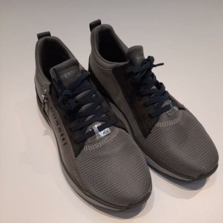 Bugatti Plasma hell_grau 44