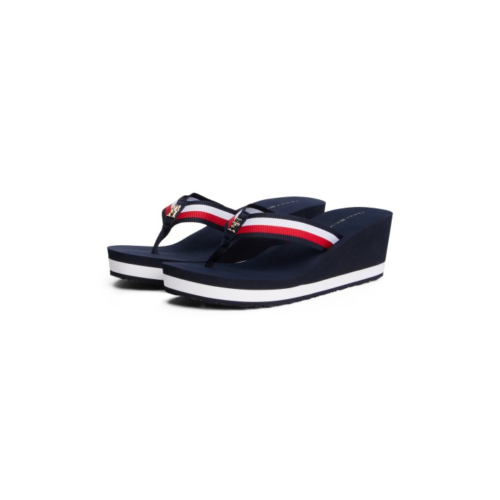 Tommy Hilfiger Dianette »TH CORPORATE WEDGE BEACH SANDAL«, Keilabsatz, Sommerschuh, Zehentrenner mit gestreiften Bandagen
