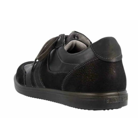 Jomos Bei diesem Schuh-Modell der Marke Jomos schwarz 46