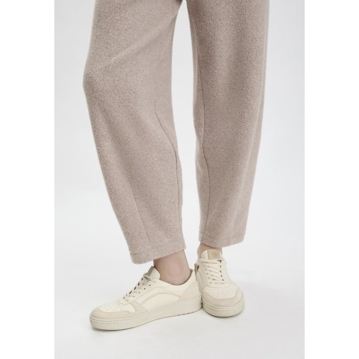 hessnatur Damen Court Sneaker aus chromfrei gegerbtem Leder - weiß - Größe 37