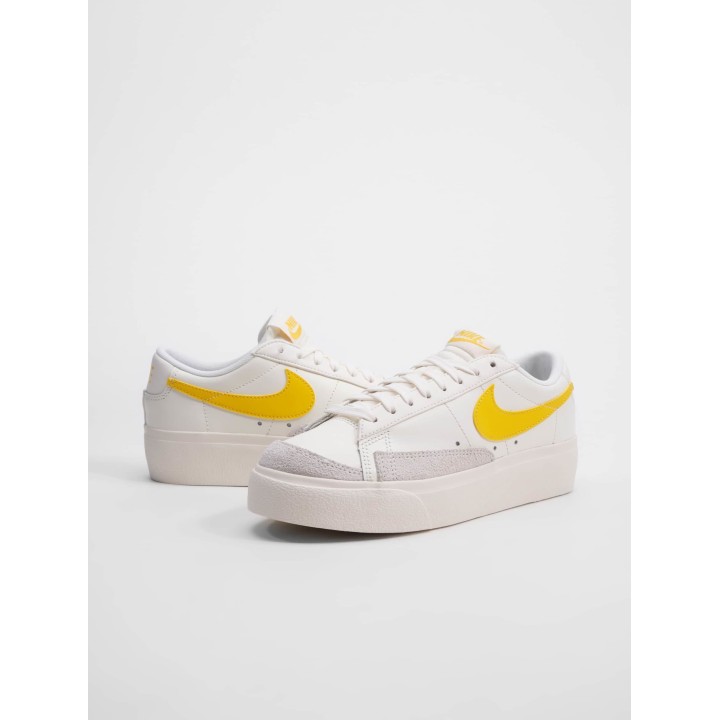 Nike Blazer Low Platform Sneaker