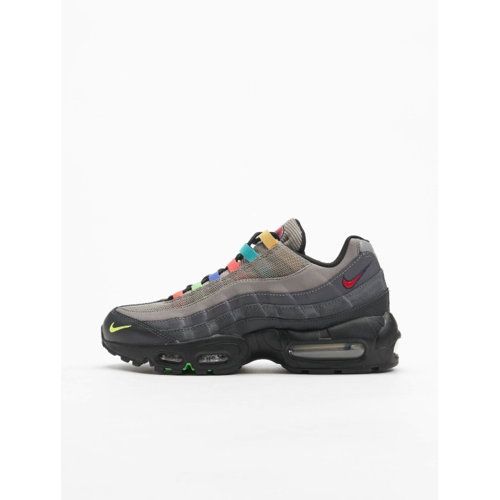 Nike Air Max 95 SE Sneaker