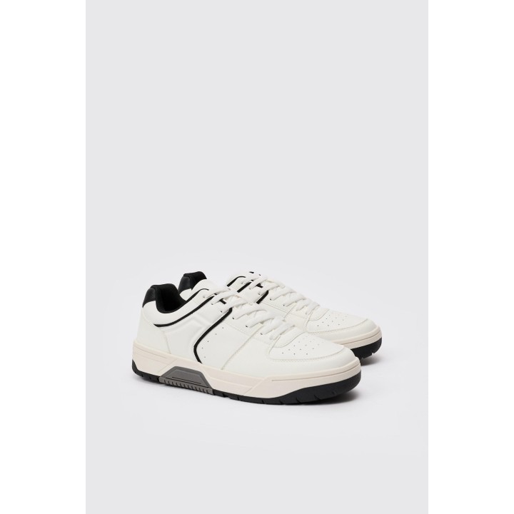 Klobige Sneaker in Schwarz mit Kontrast-Detail - 42, Schwarz