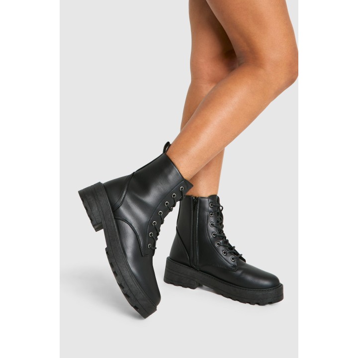 Klobige Geschnürte Stiefel - Black - 37, Black