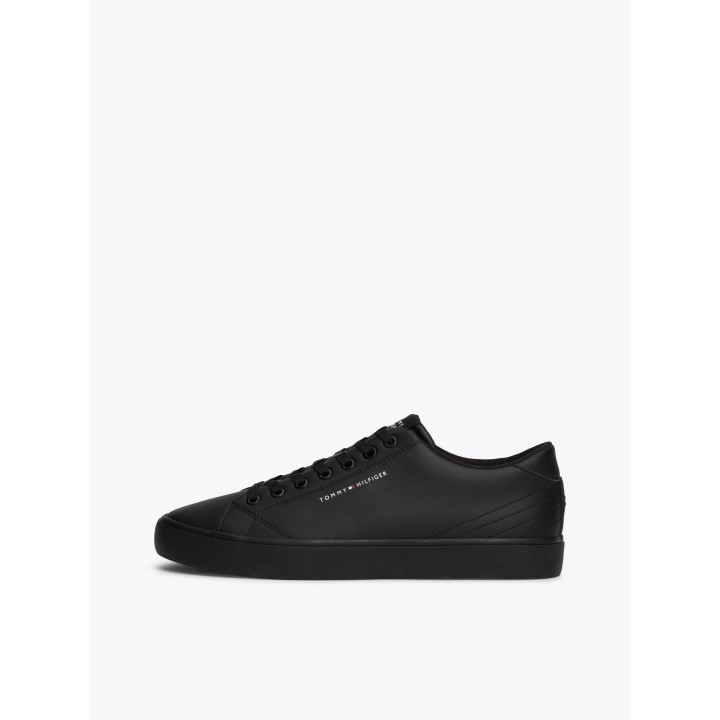 Tommy Hilfiger Sneaker "TH HI VULC CORE LOW LEATHER ESS", Freizeitschuh, Halbschuh, Schnürschuh mit Ziernähten an der Ferse