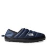 Hausschuhe The North Face M Thermoball Traction Mule VNF0A3UZNI851 Dunkelblau
