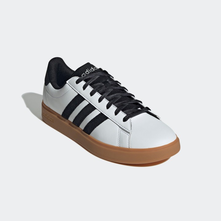 adidas Sportswear Sneaker "GRAND COURT 2.0", Design auf den Spuren des adidas Superstar