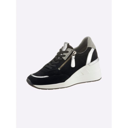 Casual Looks Sneaker