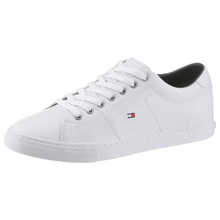 Tommy Hilfiger Sneaker "ESSENTIAL LEATHER SNEAKER", Freizeitschuh, Halbschuh, Schnürschuh mit Flaggenstickerei
