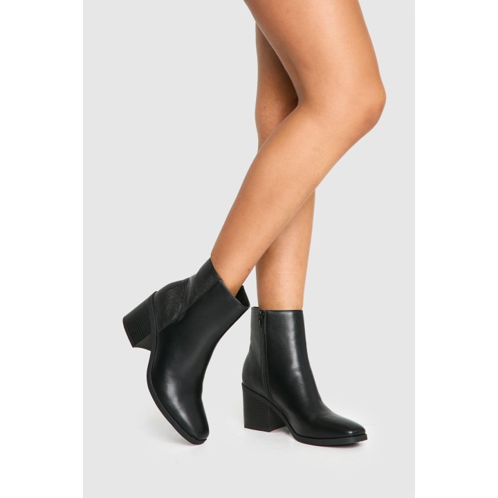 Stiefel Mit Schlagenprint Und Absatz - Black - 38, Black