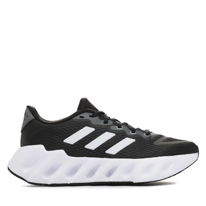 Laufschuhe adidas Switch Run IF5733 Schwarz