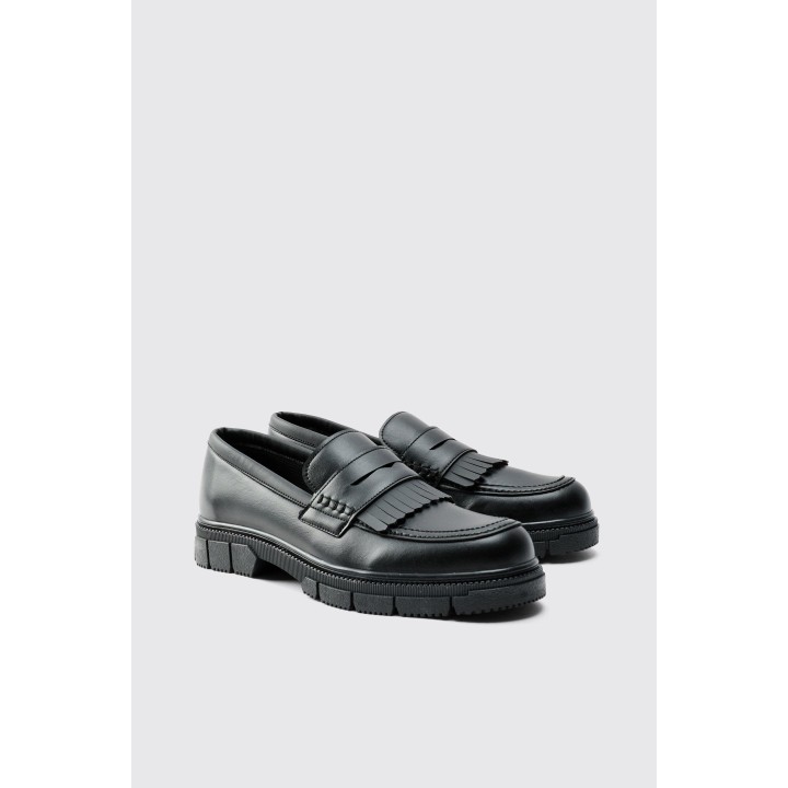Schwarze PU-Loafer mit klobiger Sohle und Quasten - 41, Schwarz