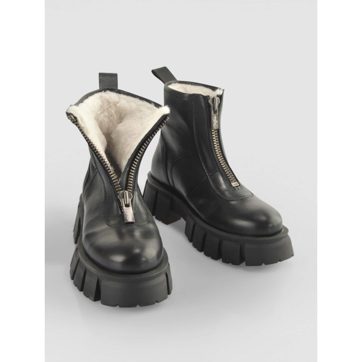 Buffalo Escape Frontzip Warm Boots