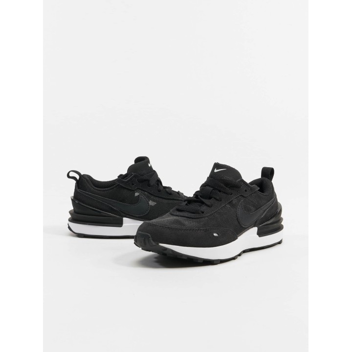 Nike Waffle One Sneaker