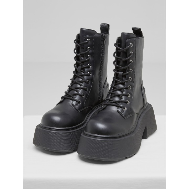 Buffalo Vicious Lace Up Mid Boots