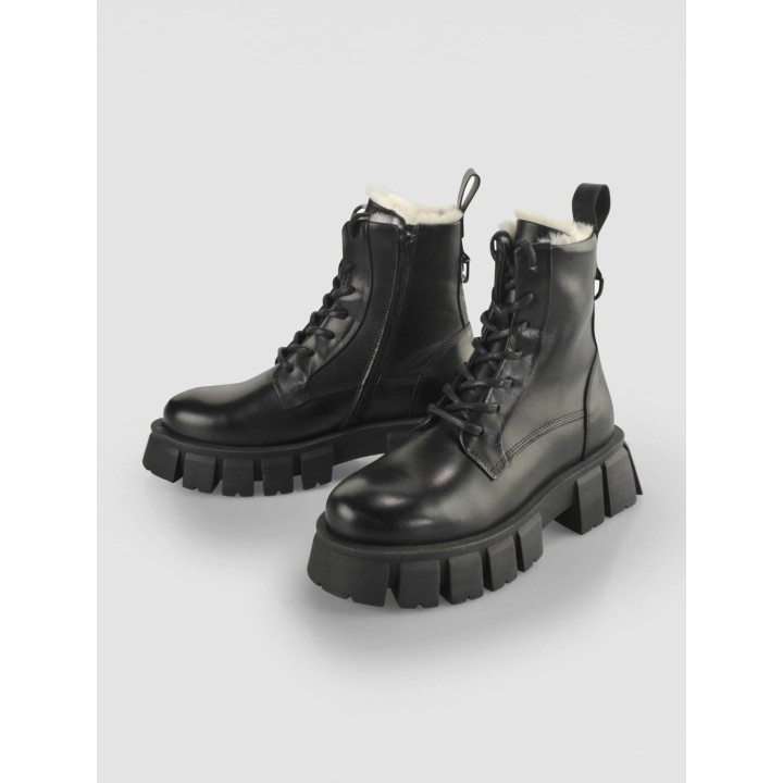 Buffalo Escape Lace Up Mid Warm Boots