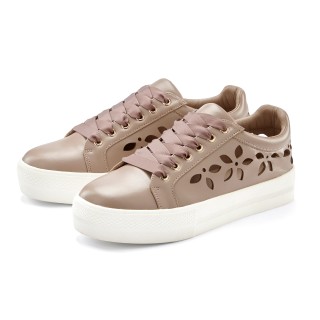 LASCANA Sneaker, mit kleinen Cut-Outs, Schnürhalbschuhe, Freizeitschuhe VEGAN