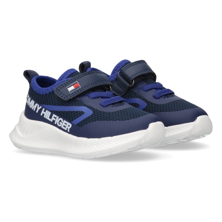 Tommy Hilfiger Sneaker, Slip-On Sneaker, Klettschuh mit großem Logoschriftzug