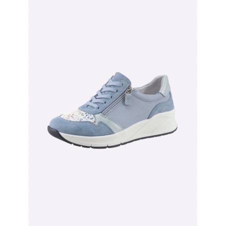 Casual Looks Sneaker