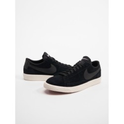 Nike Sneaker