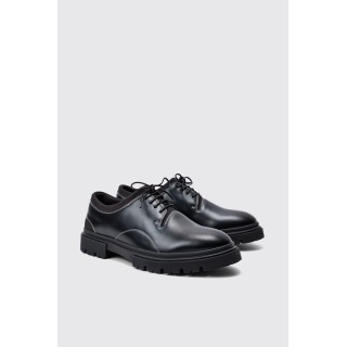 Schwarze Kunstleder-Schuhe mit Kontrast-Naht - 42, Schwarz