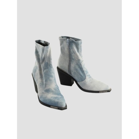 Buffalo West Boots