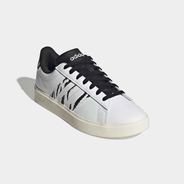 adidas Sportswear Sneaker "GRAND COURT 2.0", Design auf den Spuren des adidas Superstar
