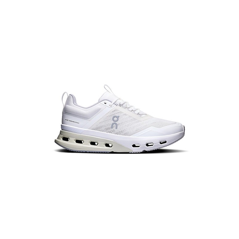 ON Damen Laufschuhe Cloudnova X weiss | 42