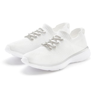 LASCANA Sneaker, mit modischer Glitzerschnürung VEGAN