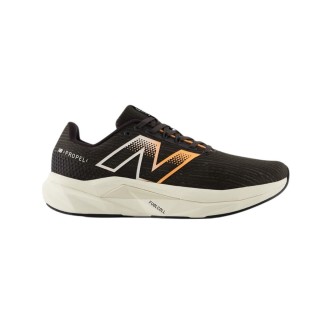 Schuhe New Balance FuelCell Propel V5 Schwarz Orange SS25, Größe 41,5 - EUR