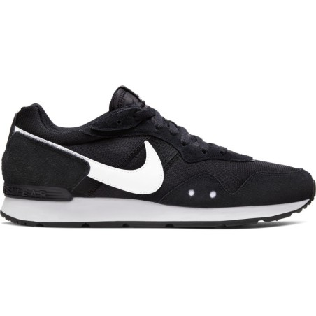 Nike Sportswear Sneaker "Venture Runner"