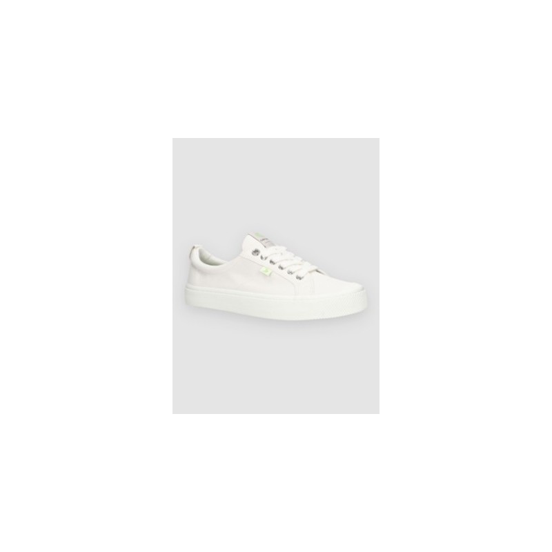 Cariuma Oca Low Sneakers white