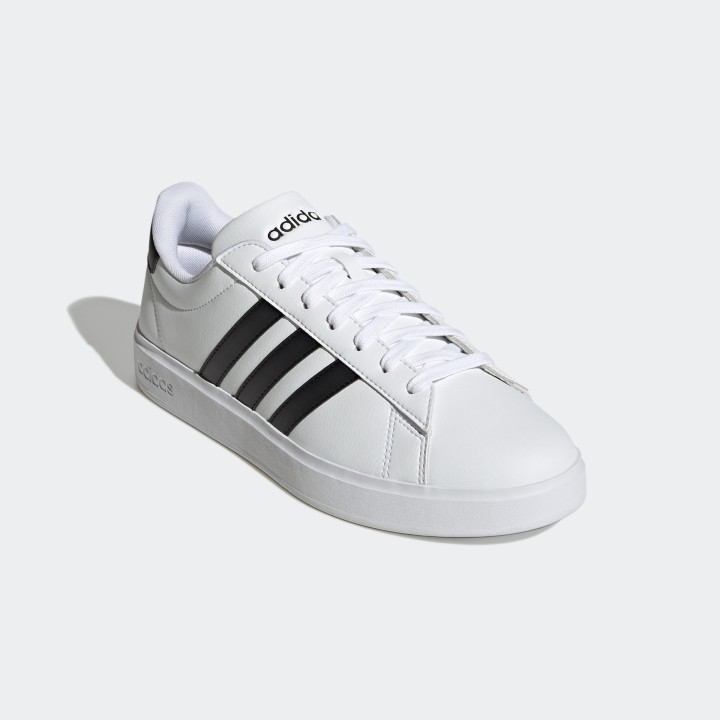 adidas Sportswear Sneaker "GRAND COURT CLOUDFOAM COMFORT", Design auf den Spuren des adidas Superstar