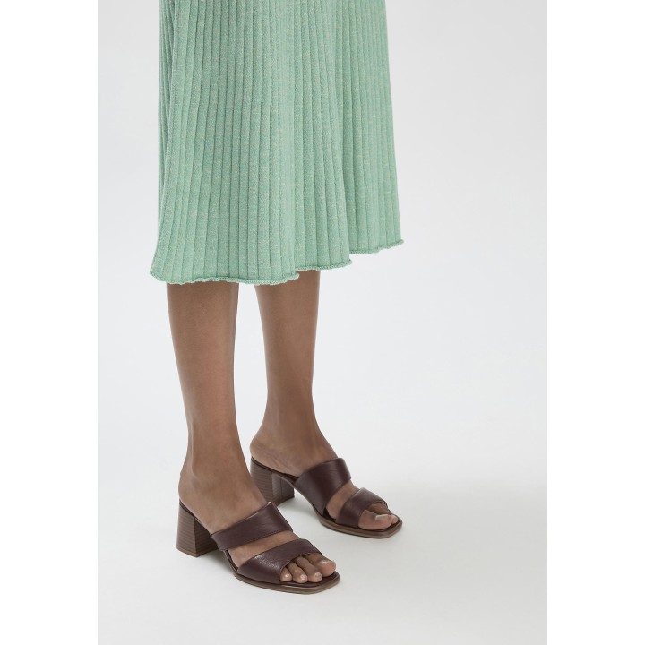 hessnatur Damen Pantolette mit Absatz aus chromfrei gegerbtem Leder - rot - Größe 36