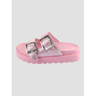 Buffalo Raya Ari Sandale