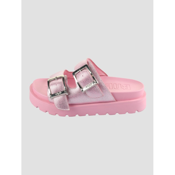 Buffalo Raya Ari Sandale