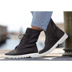 Schnürstiefelette
