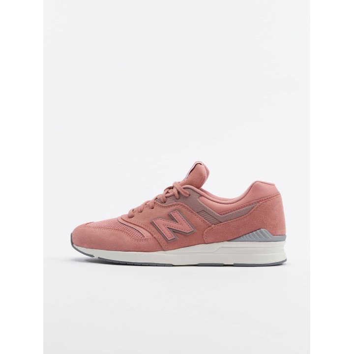 New Balance WL697CM Sneaker