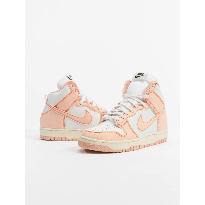 Nike Dunk High 1985 Sneaker