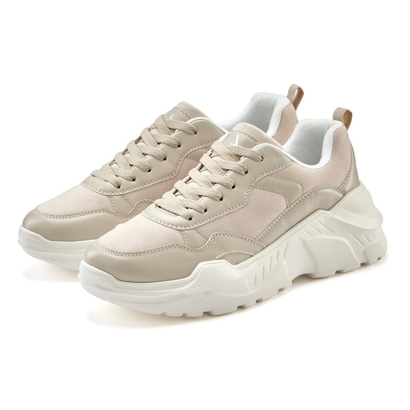 LASCANA Sneaker, Halbschuh, Sportschuh, leichte Chunky Sohle, weiche Innensohle VEGAN