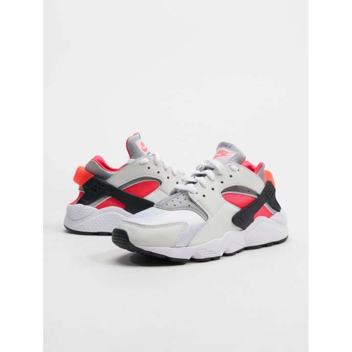 Nike Air Huarache Sneaker