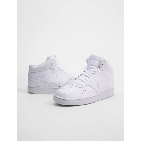 Nike Sneaker