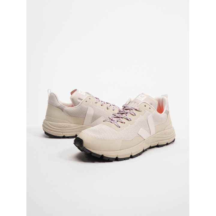 Veja Dekkan Alvomesh Sneaker