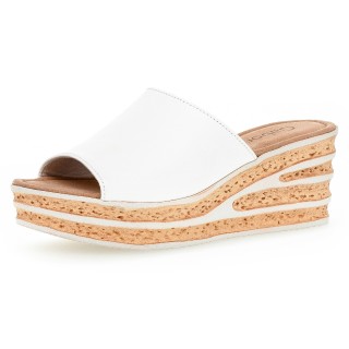 Gabor Pantolette, Keilabsatz, Sommerschuh, Schlappe, raffinierte Absatzgestaltung