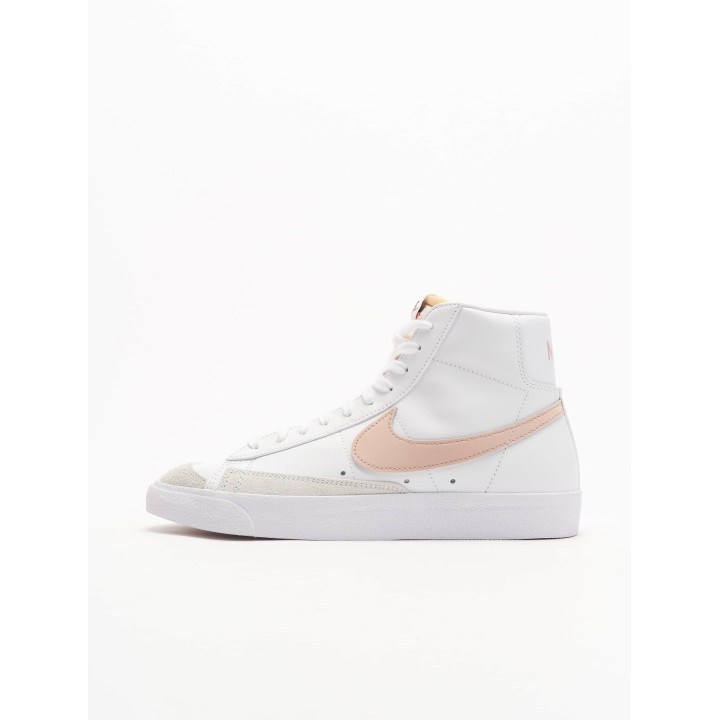 Nike Blazer Mid '77 Sneaker
