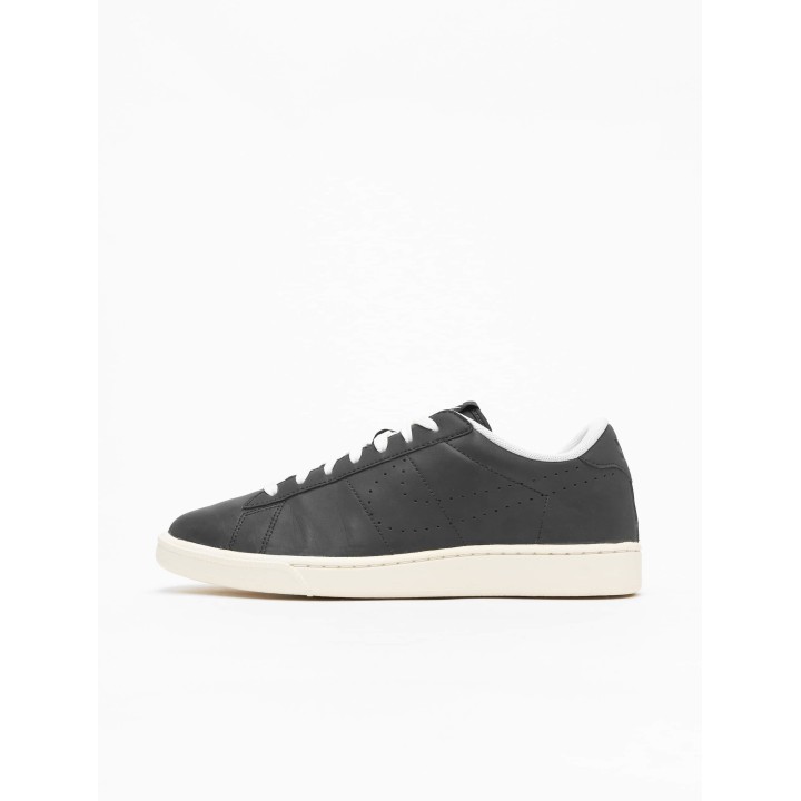 Nike Tennis Classic CS SEA Sneaker