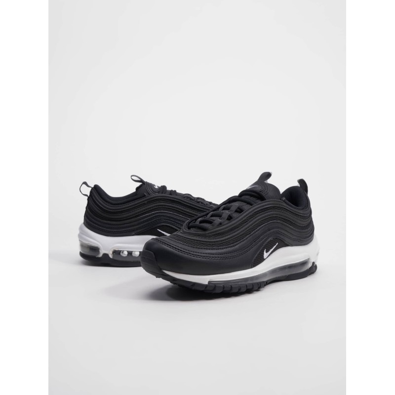 Nike Sneaker